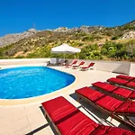 Meridiana-7 By Interhome Apartman
