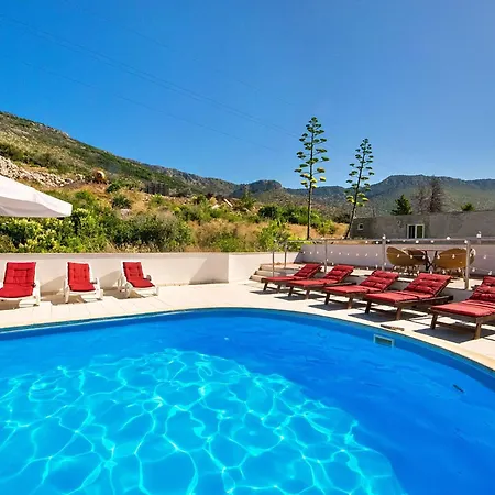 Meridiana-7 By Interhome *